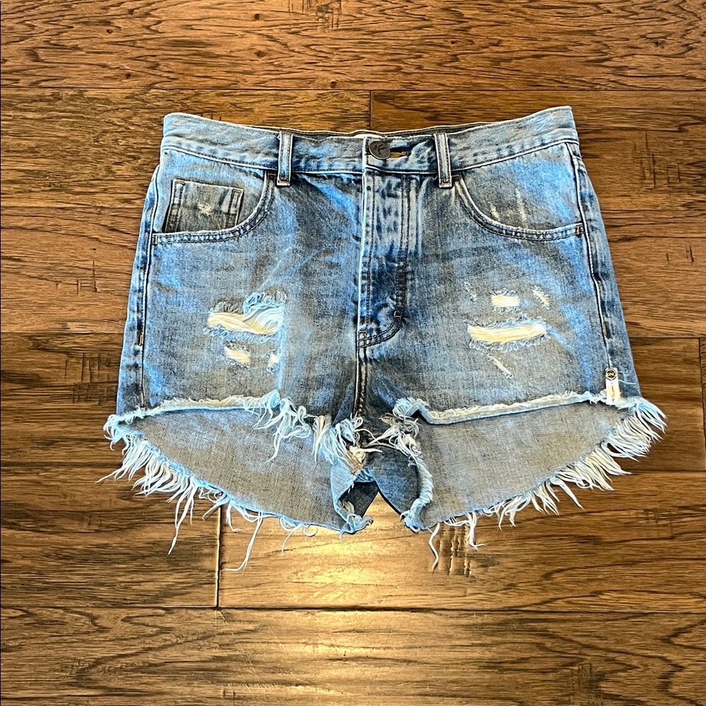 One Teaspoon Outlaw High Rise Shorts Size 27